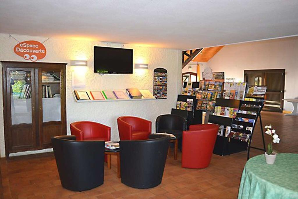 Vvf Perigord Sorges-En-Perigord Hotel ภายนอก รูปภาพ